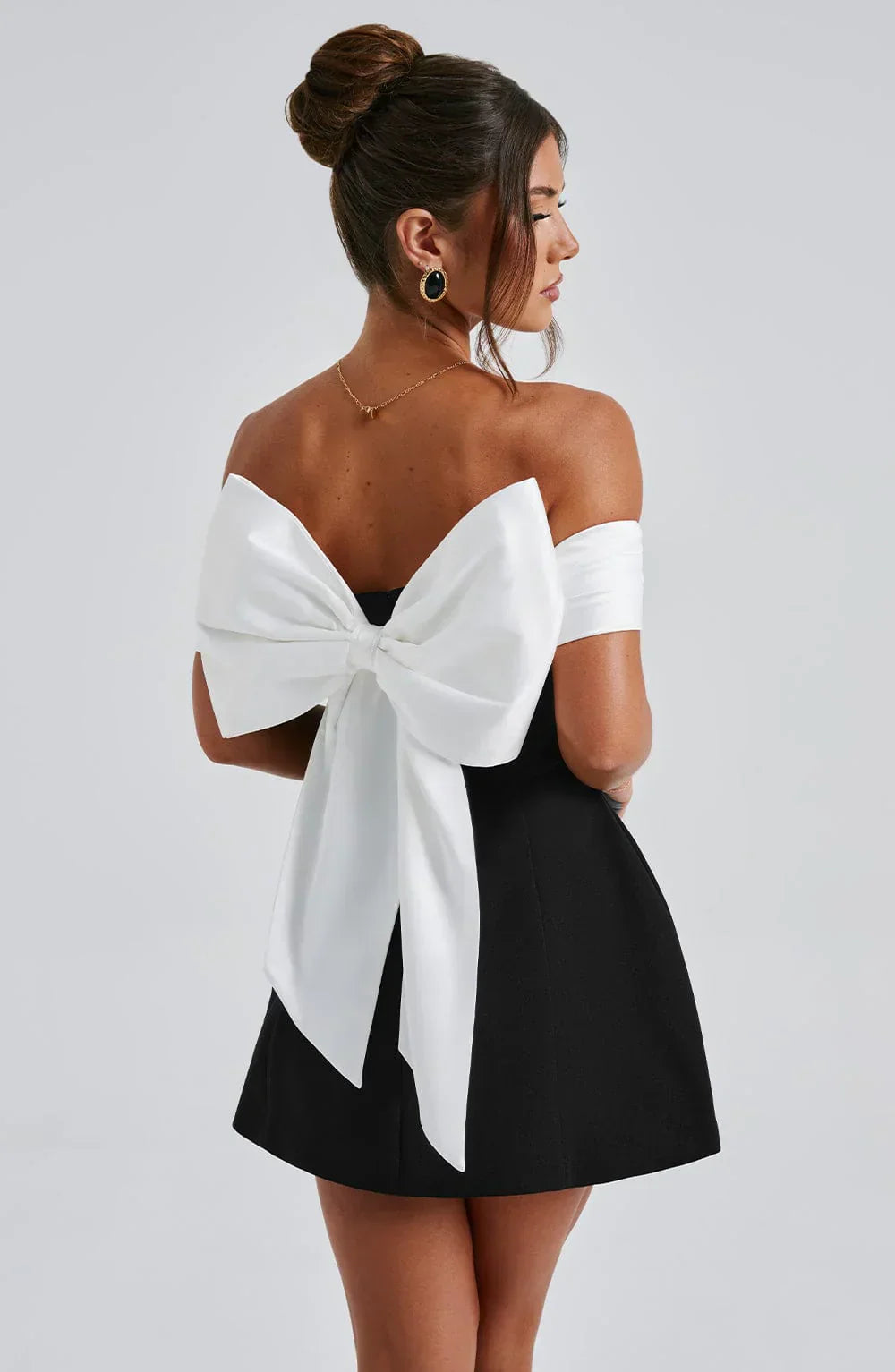 Pearlava | Noir Ruched Cocktail Mini Dress